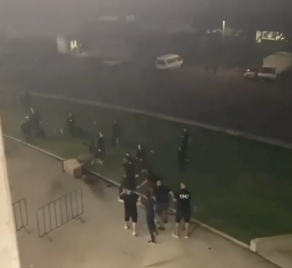 Au apărut noi imagini cu bătaia dintre fanii Stelei și jandarmi. Ce s-a întâmplat la Arena Națională