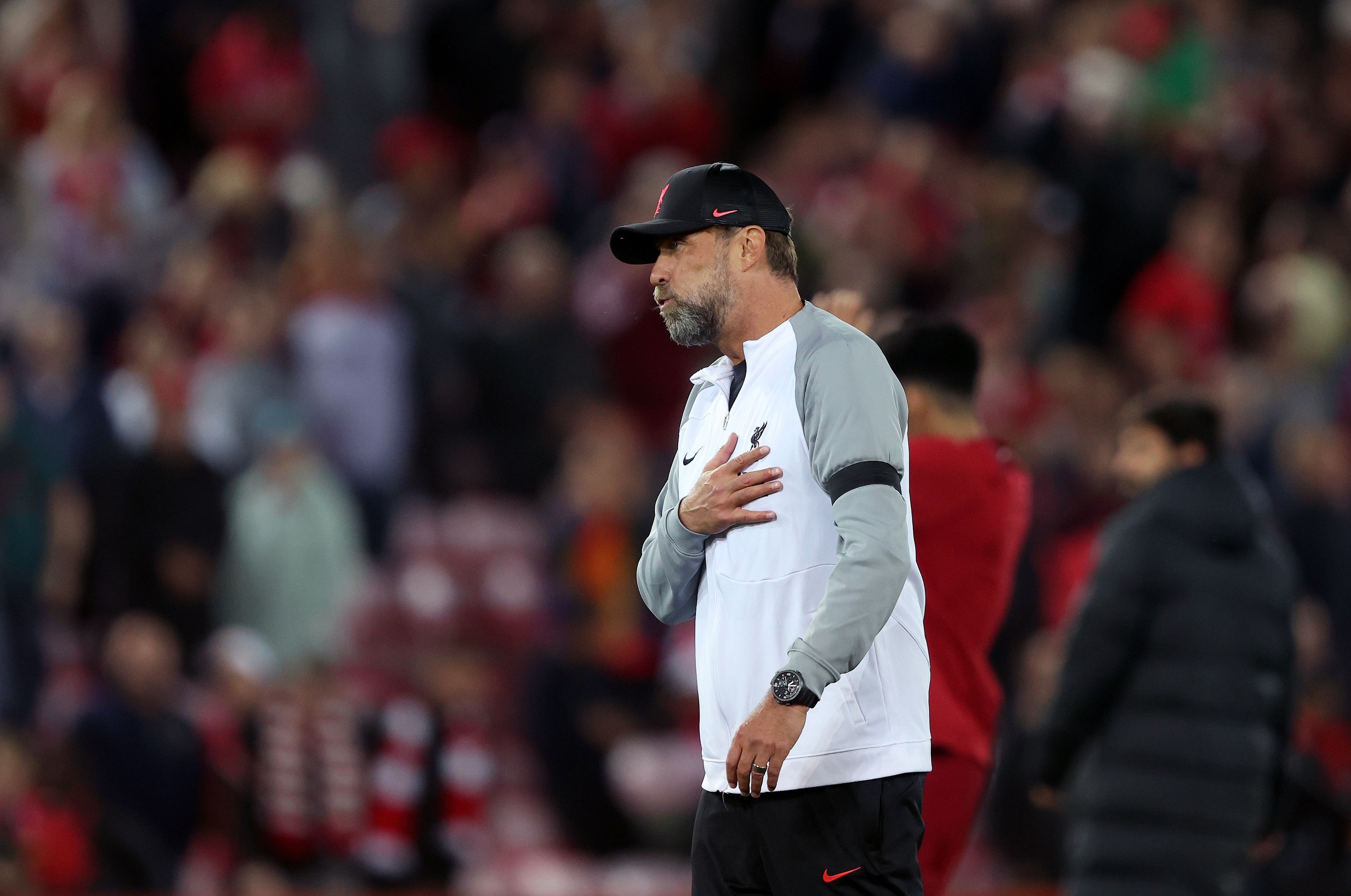 Reacția care spune totul: cum a fost surprins Jurgen Klopp pe gazon, după ce Liverpool a învins-o dramatic pe Ajax