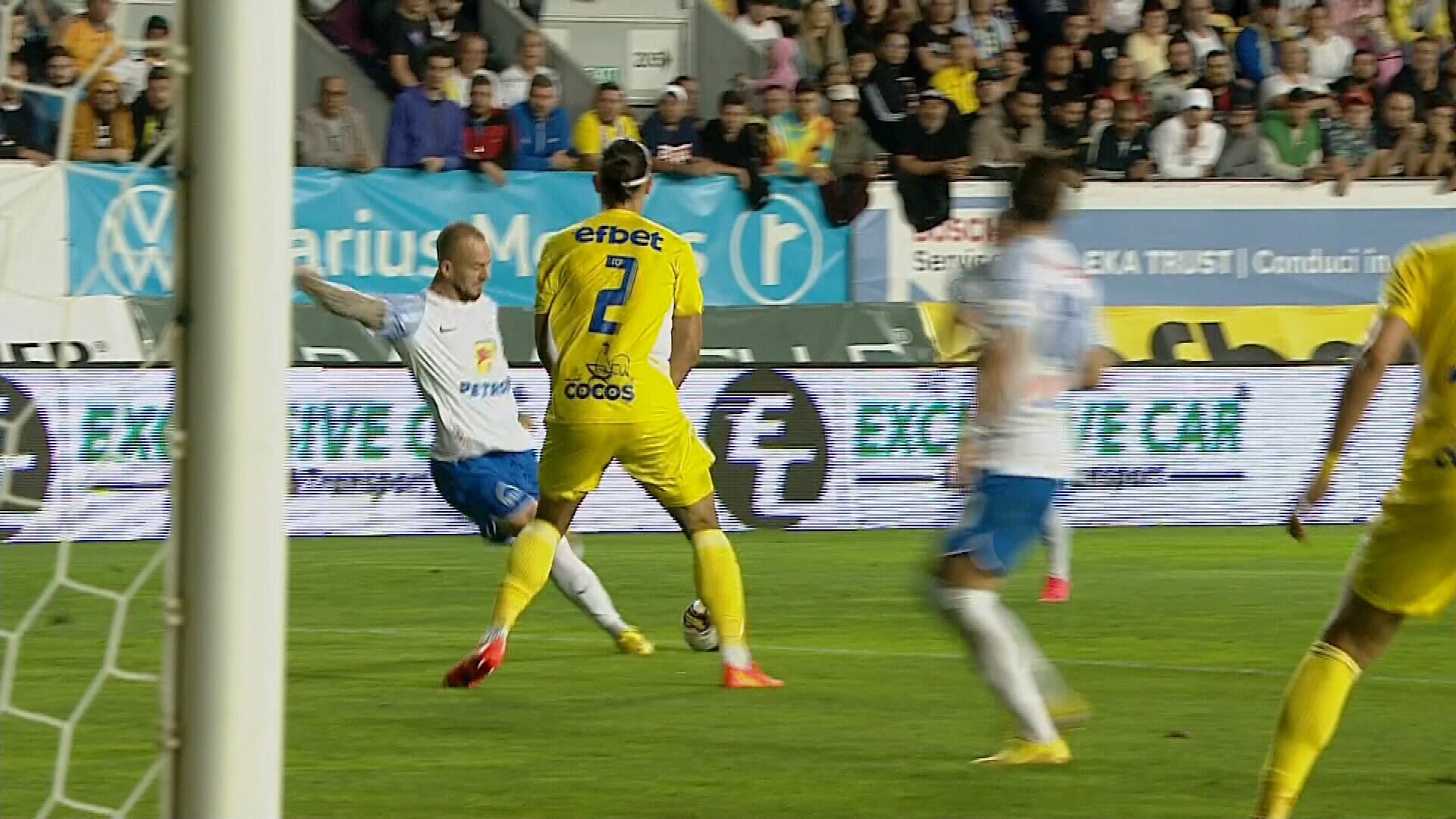 Denis Alibec, show la Ploiești! Gol superb marcat de atacant în Petrolul - Farul