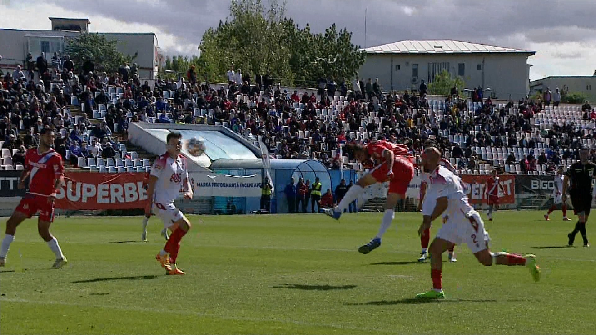 Gloria Buzău - Dinamo 2-1. Gazdele au întors scorul și le-au provocat câinilor al cincilea eșec în 7 etape