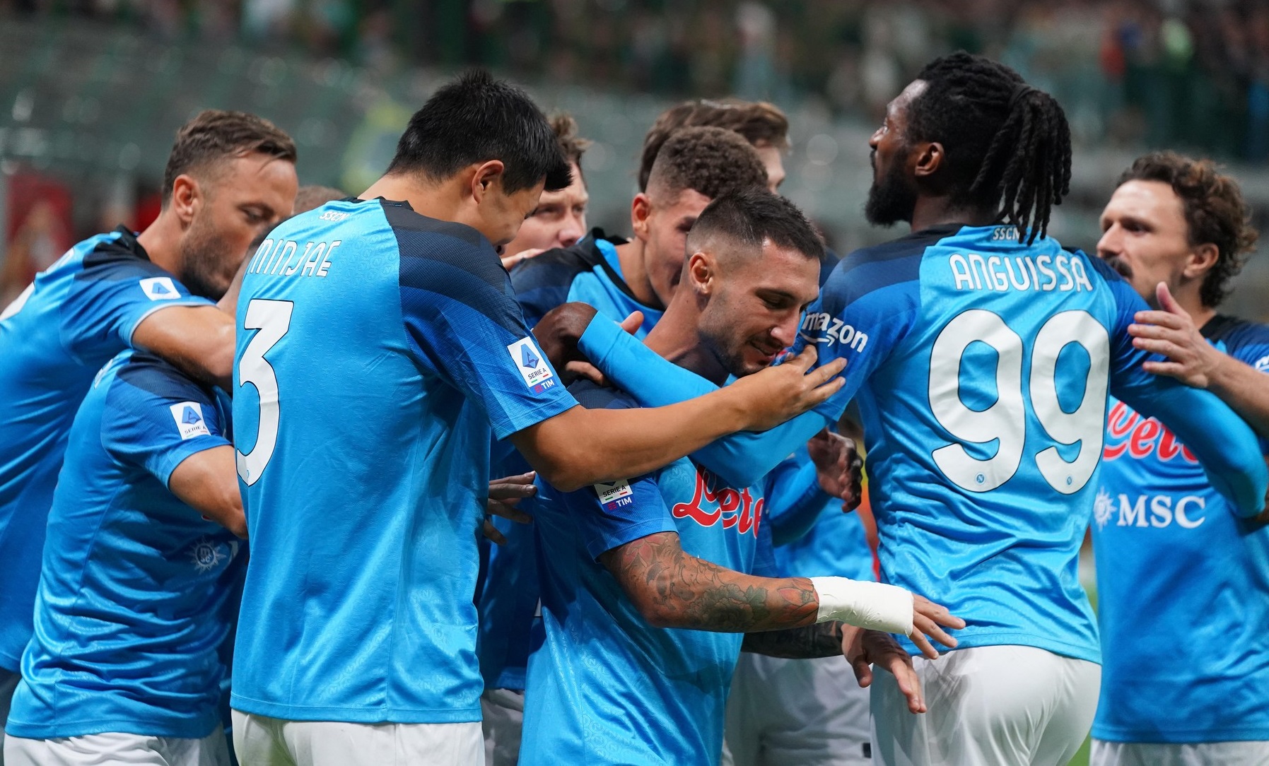 AC Milan - Napoli 1-2. Oaspeții dau lovitura pe terenul campioanei en-titre și trec pe primul loc în Serie A
