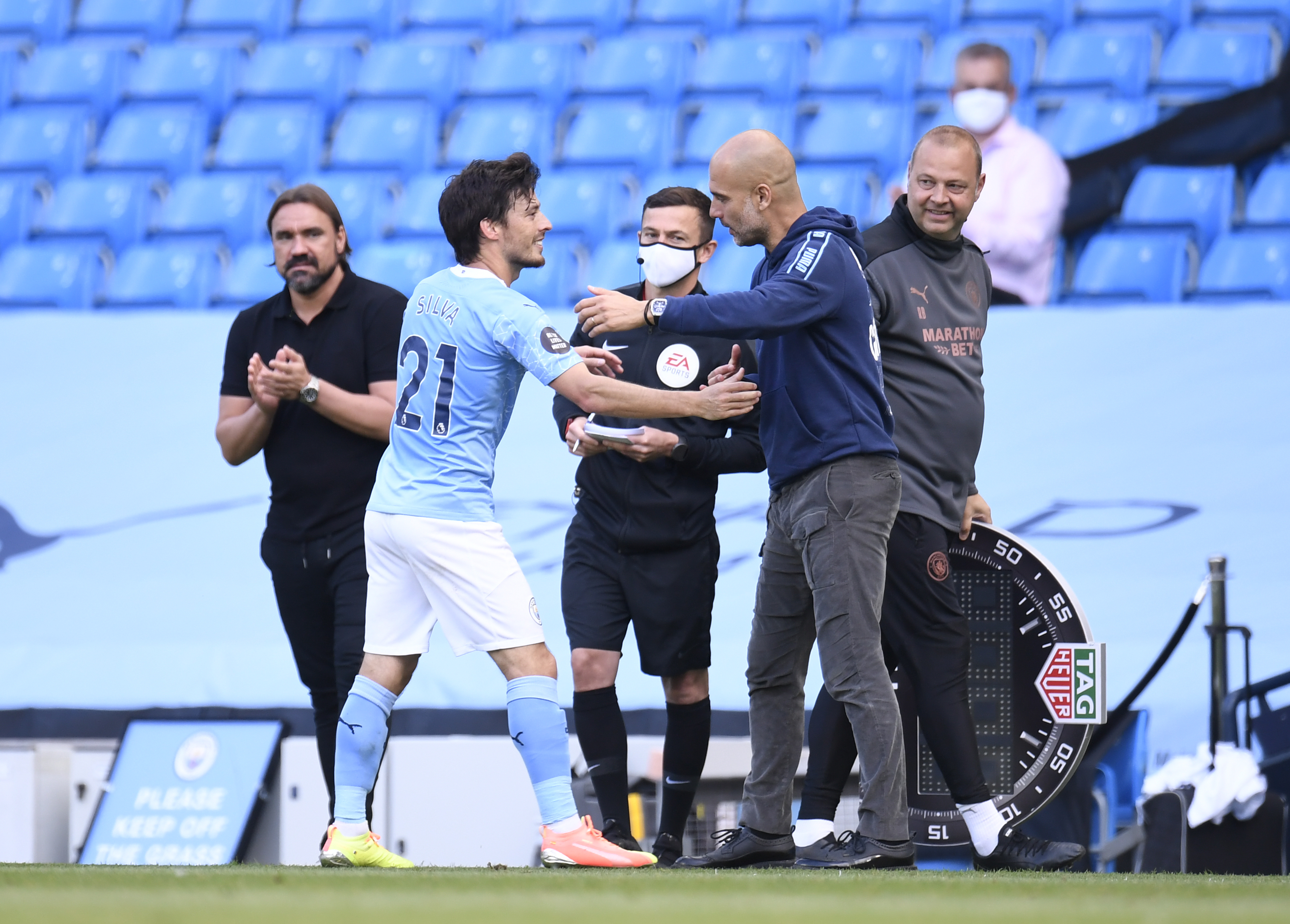 Ce a pățit un fost star de la Manchester City după ce a trântit la pământ o femeie