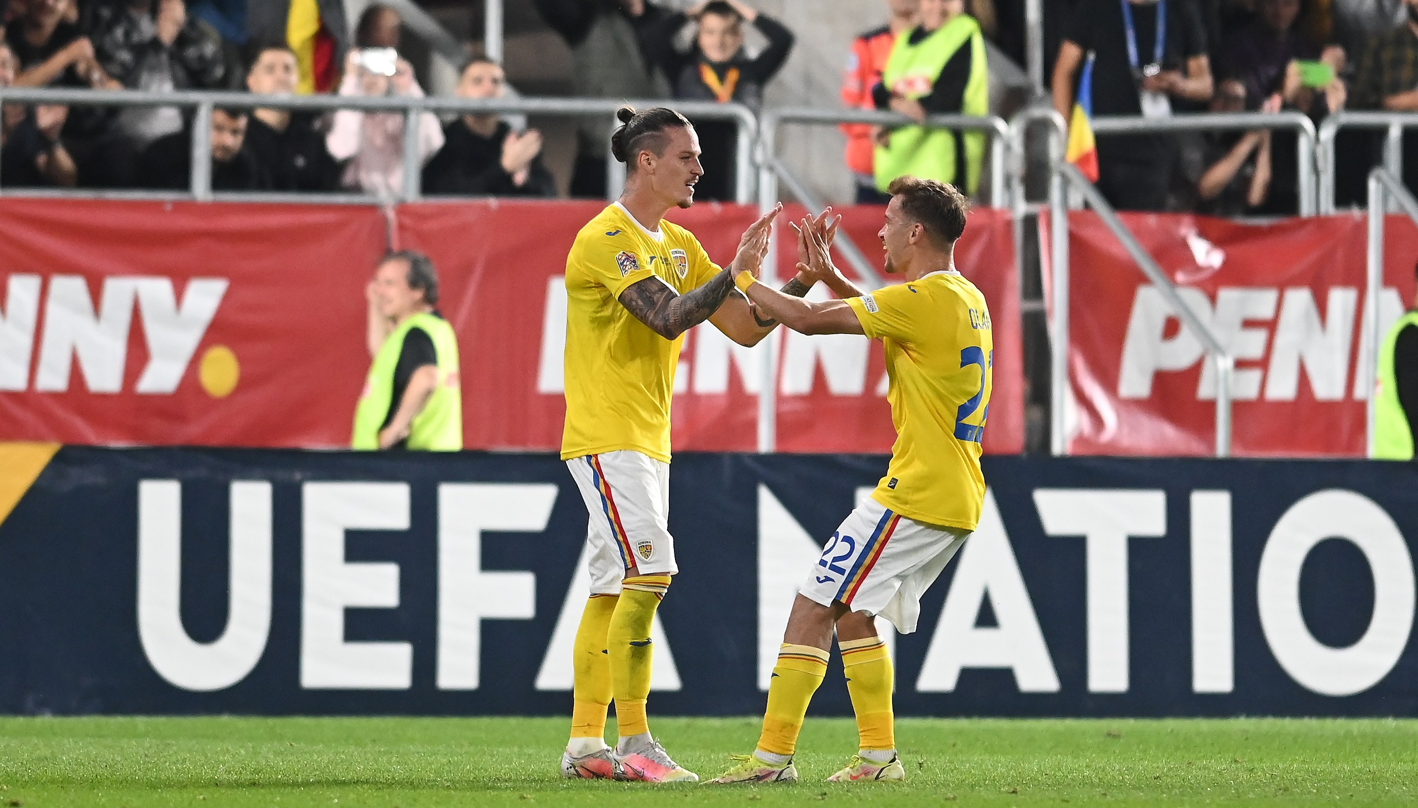 Reacția italienilor după golul marcat de Dennis Man în meciul cu Bosnia