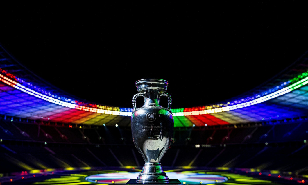 Berlin, Germany. 05th Oct, 2021. Trophy, cup, trophy, object recording, overview interior, illuminated, illuminated, stadium interior. Stadium overview, UEFA EURO 2024 Logo and Brand Launch at Olympiastadion on October 05, 2021 in Berlin, Germany. Pool ph
