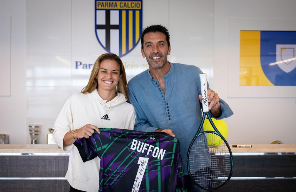 Maria Sakkari, în vizită ”acasă” la Man și Mihăilă. Gianluigi Buffon i-a pregătit un cadou jucătoarei din Grecia