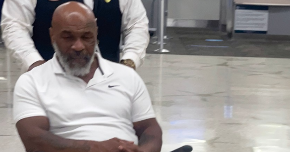 Cum a fost surprins Mike Tyson la o săptămână de la dezvăluirea bolii care l-a obligat să se deplaseze într-un scaun cu rotile