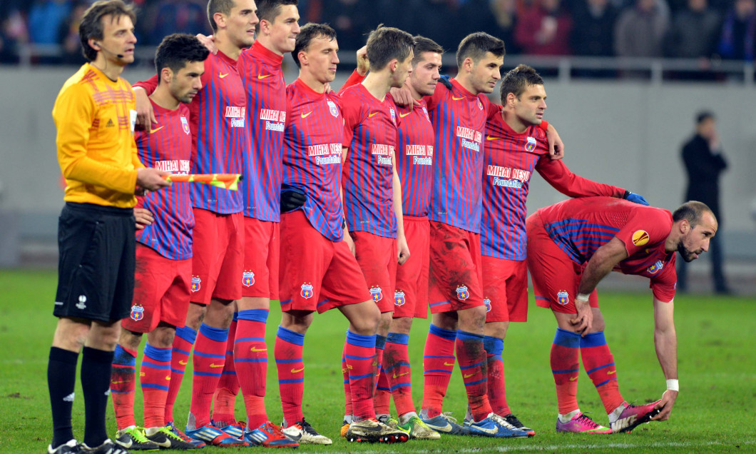 2.FOTBAL:STEAUA BUCURESTI-AJAX AMSTERDAM 2-0,LIGA EUROPA (21.02.2013)