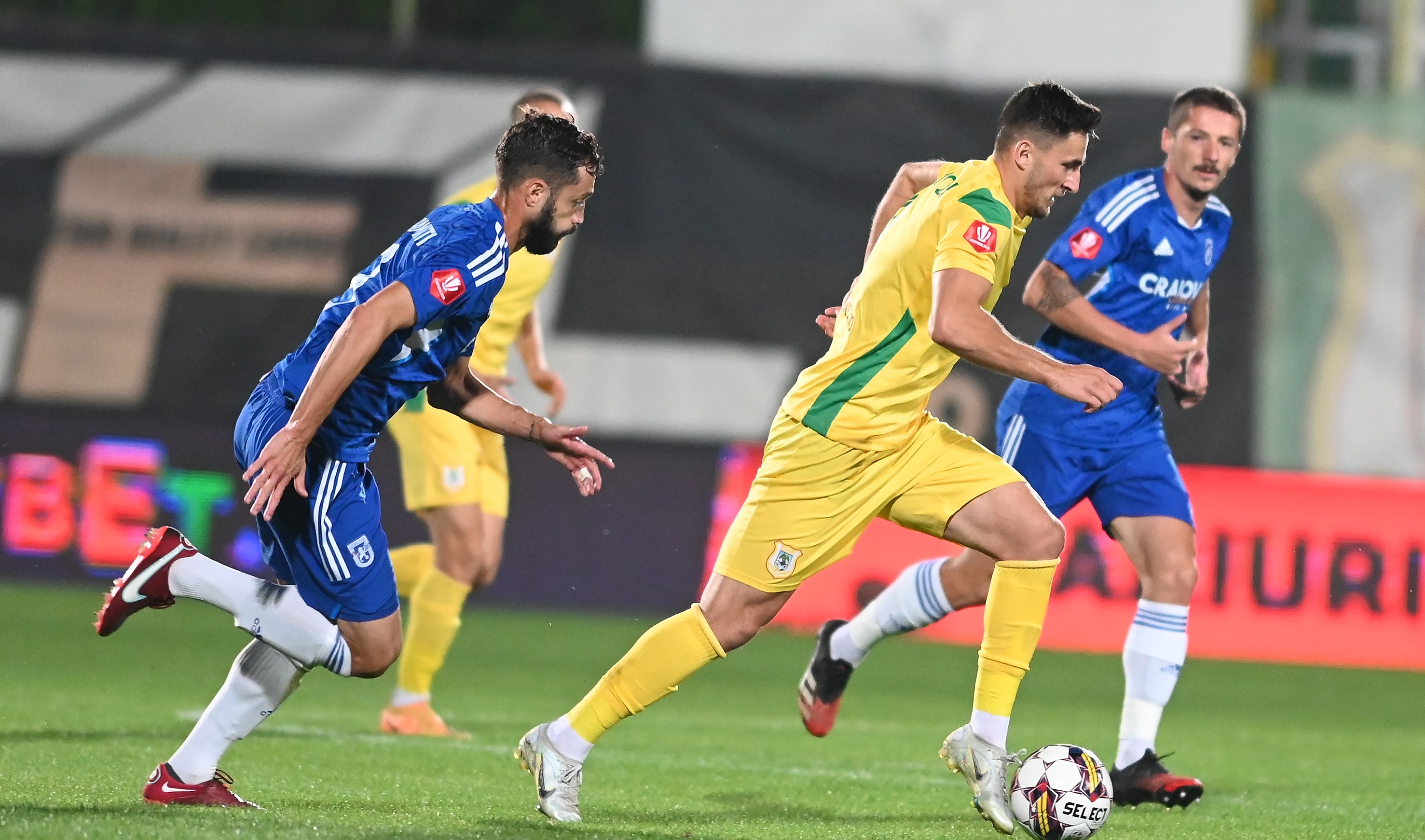 CS Mioveni – U Craiova 1948 2-2. Remiză spectaculoasă! Oltenii au încheiat meciul cu un om în minus