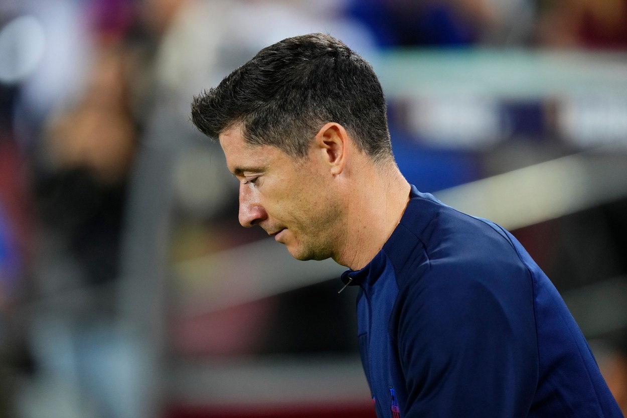 Reacția lui Xavi după ce Robert Lewandowski nu a mai găsit ținta în meciul cu Celta Vigo