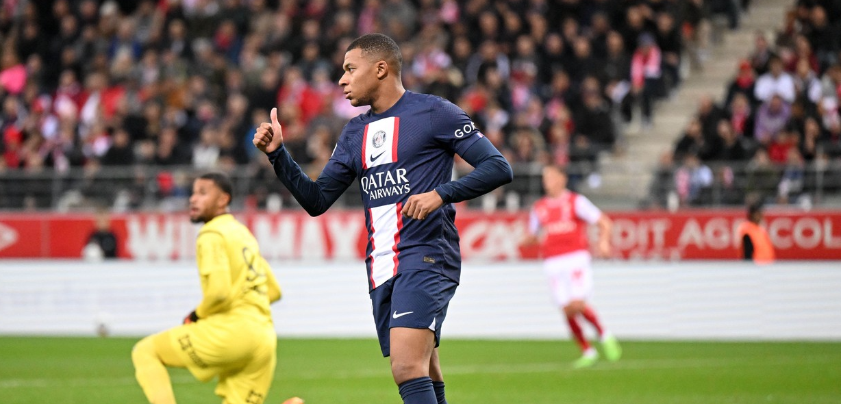 Kylian Mbappe călătorește la Madrid miercuri