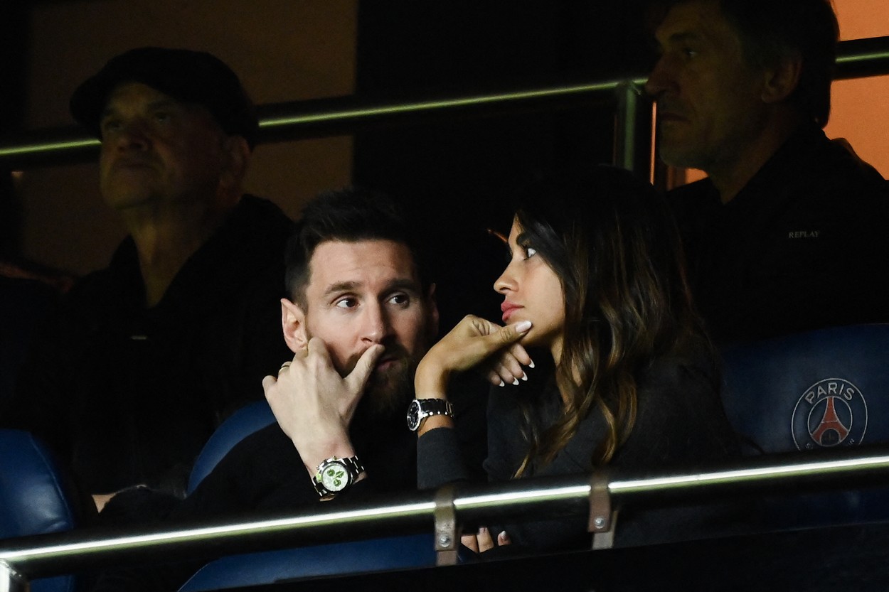 Cum a fost surprins Lionel Messi în timpul meciului PSG - Benfica