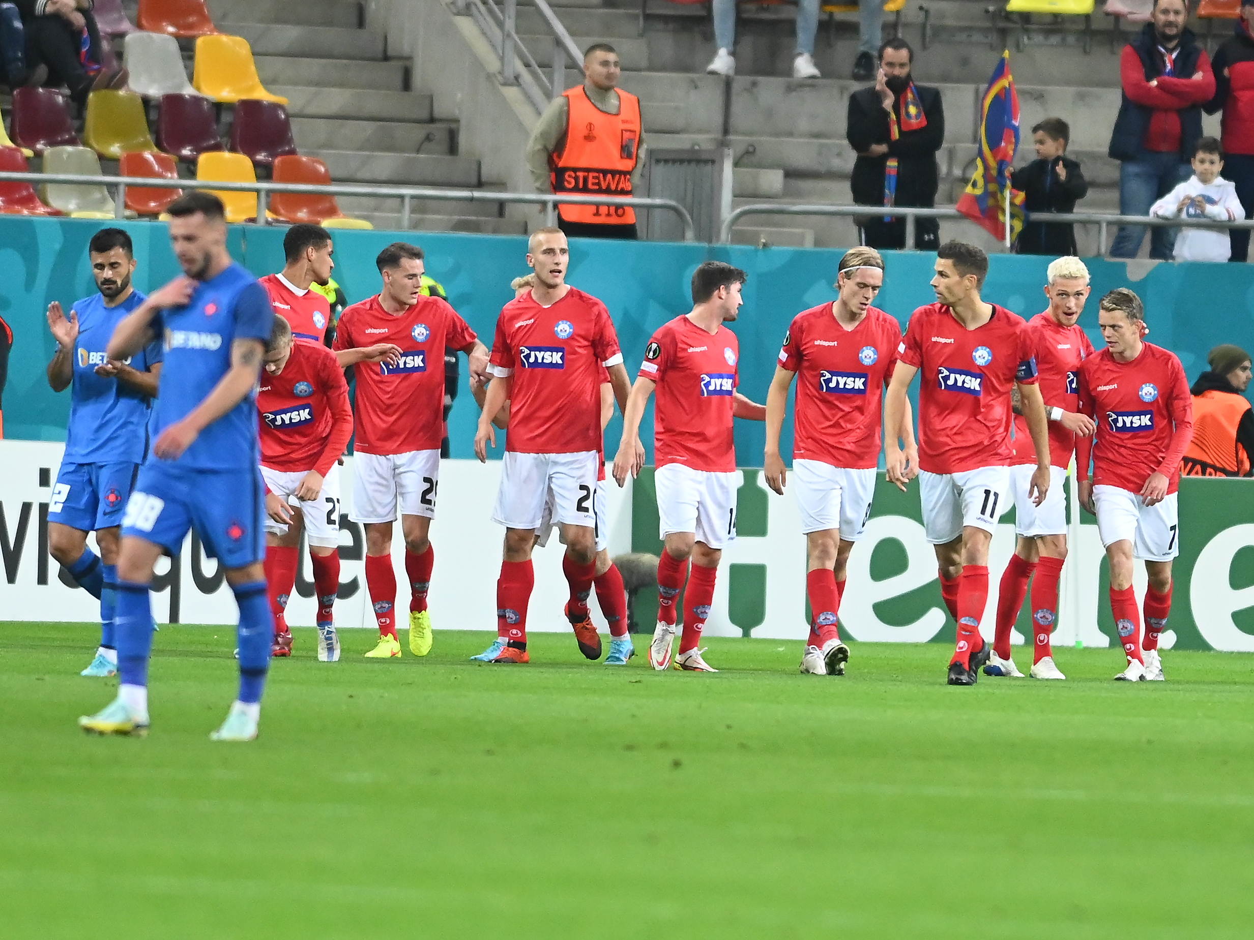 FCSB - Silkeborg 0-7, după trei reprize! Discurs-manifest: ”Nu avem nicio treabă cu fotbalul”