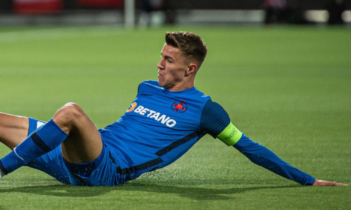 Silkeborg, Denmark. 06th Oct, 2022. Kasper Kusk (7) of Silkeborg IF and Octavian Popescu (10) of FCSB seen during the UEFA Europa Conference League match between Silkeborg IF and FCSB at JYSK Park in Silkeborg. (Photo Credit: Gonzales Photo/Alamy Live New