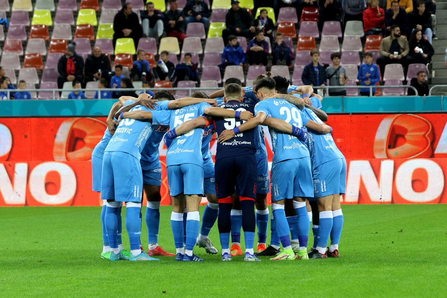UTA a transferat un atacant de peste doi metri înaintea meciului cu FCSB, din Cupa României