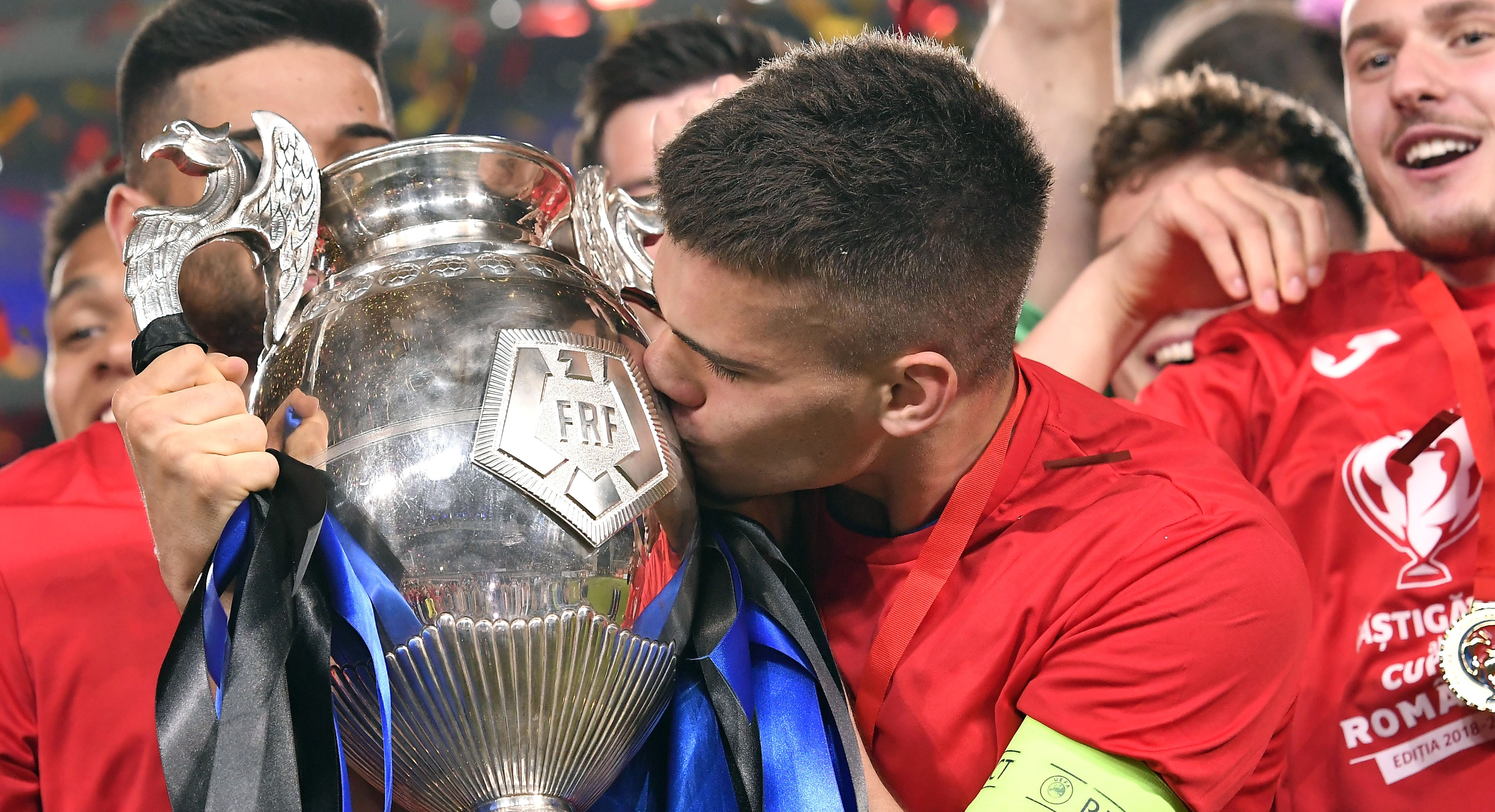 "Câştigă Farul campionatul?". Ce a răspuns Ianis Hagi