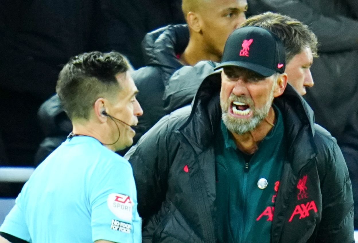 Reacția lui Jurgen Klopp după ce a fost acuzat de xenofobie. Cum a explicat ieşirea nervoasă la adresa arbitrului