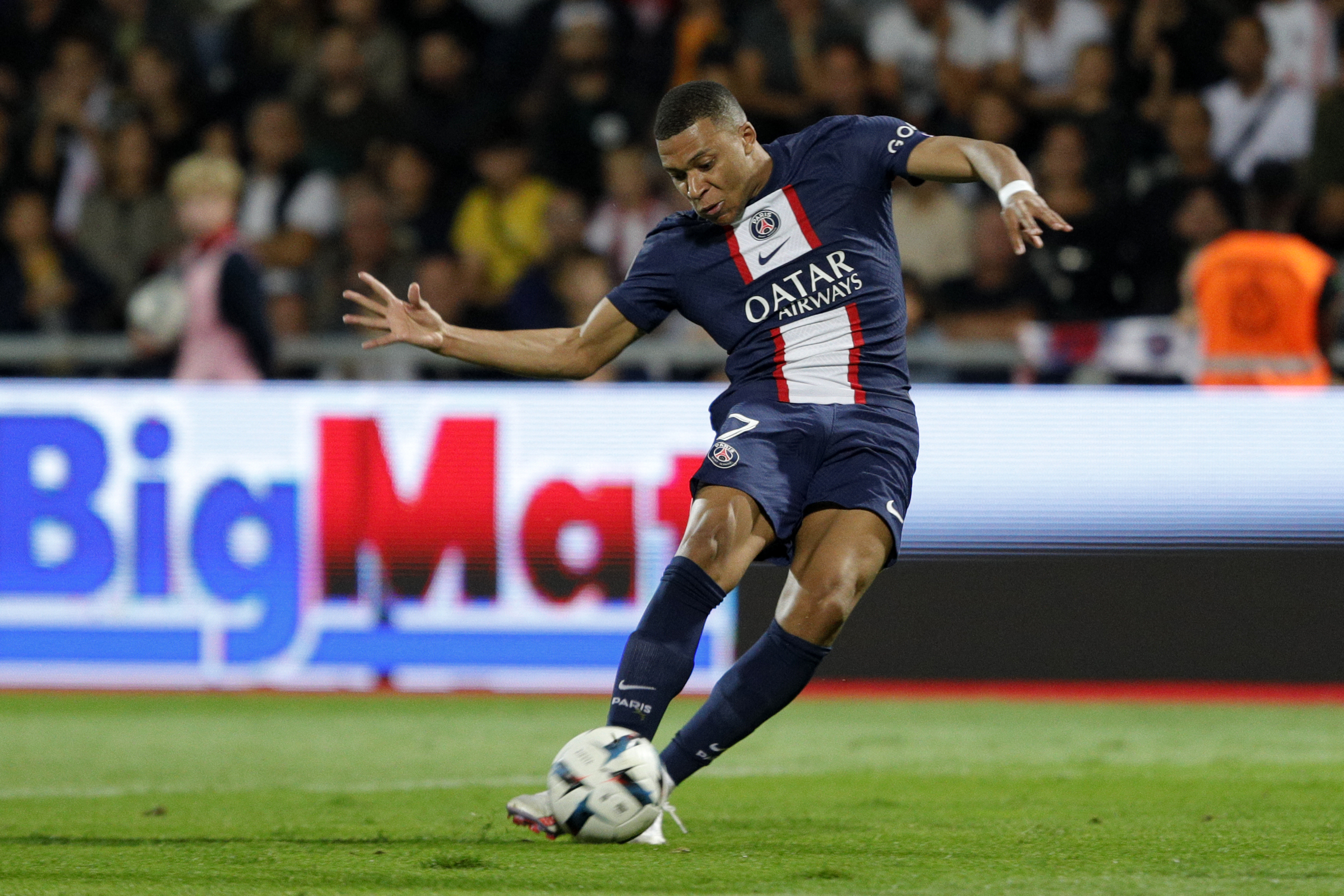 Kylian Mbappe, ratare uriașă în meciul cu Ajaccio! Cum a trimis francezul din câțiva metri