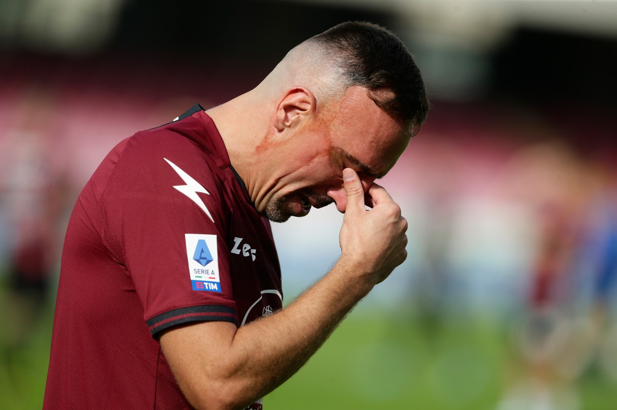 Momente emoționante la Salerno: Franck Ribery a început să plângă la ultima prezență pe gazon din carieră