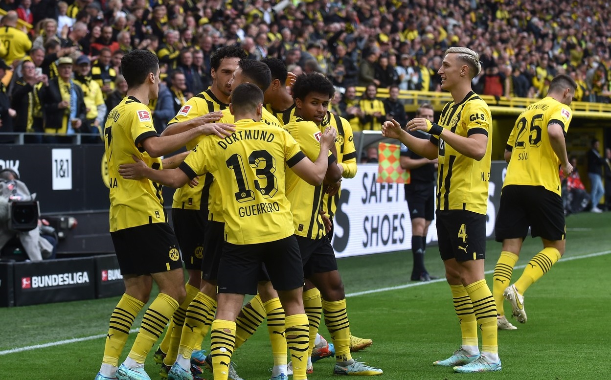 Borussia Dortmund – Stuttgart 5-0. Spectacol total pe Westfalenstadion