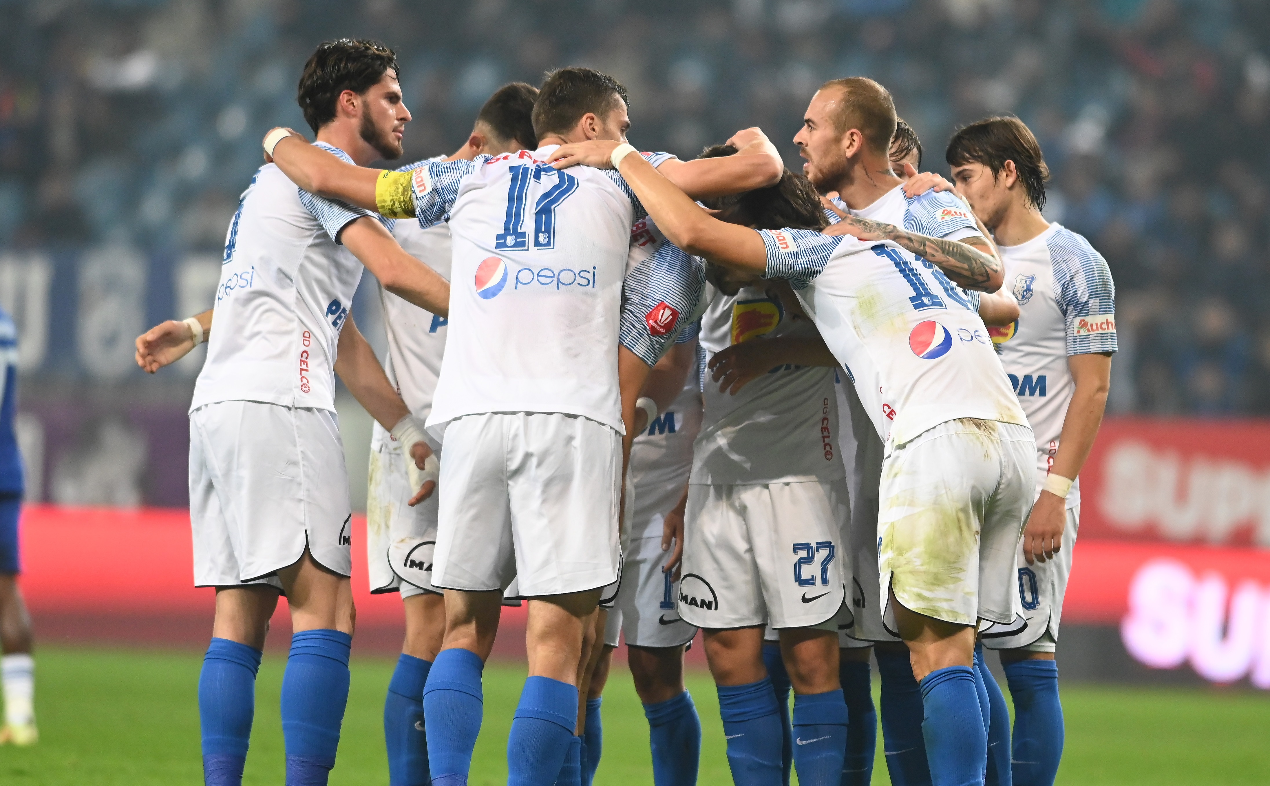 U Craiova 1948 - Farul Constanța 1-2. Constănțenii, de neoprit! Trupa lui Hagi, neînvinsă de șapte etape