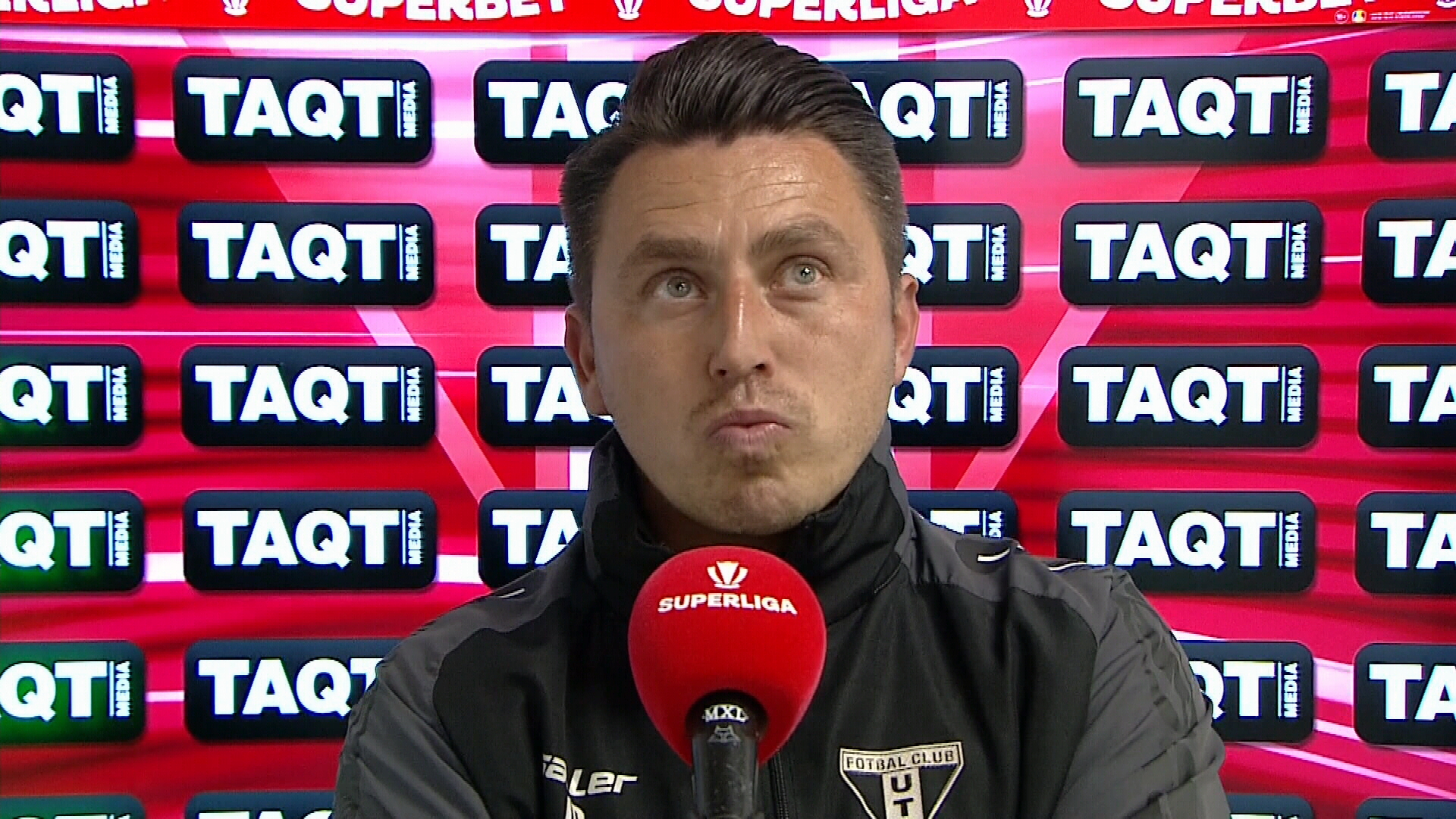 O alarmă l-a întrerupt pe Ilie Poenaru la interviul de după meciul cu FC Argeș