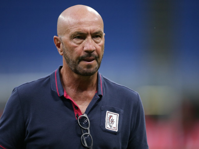 Gara agguerrita per Walter Zenga!  Una squadra italiana si è avvicinata all’allenatore