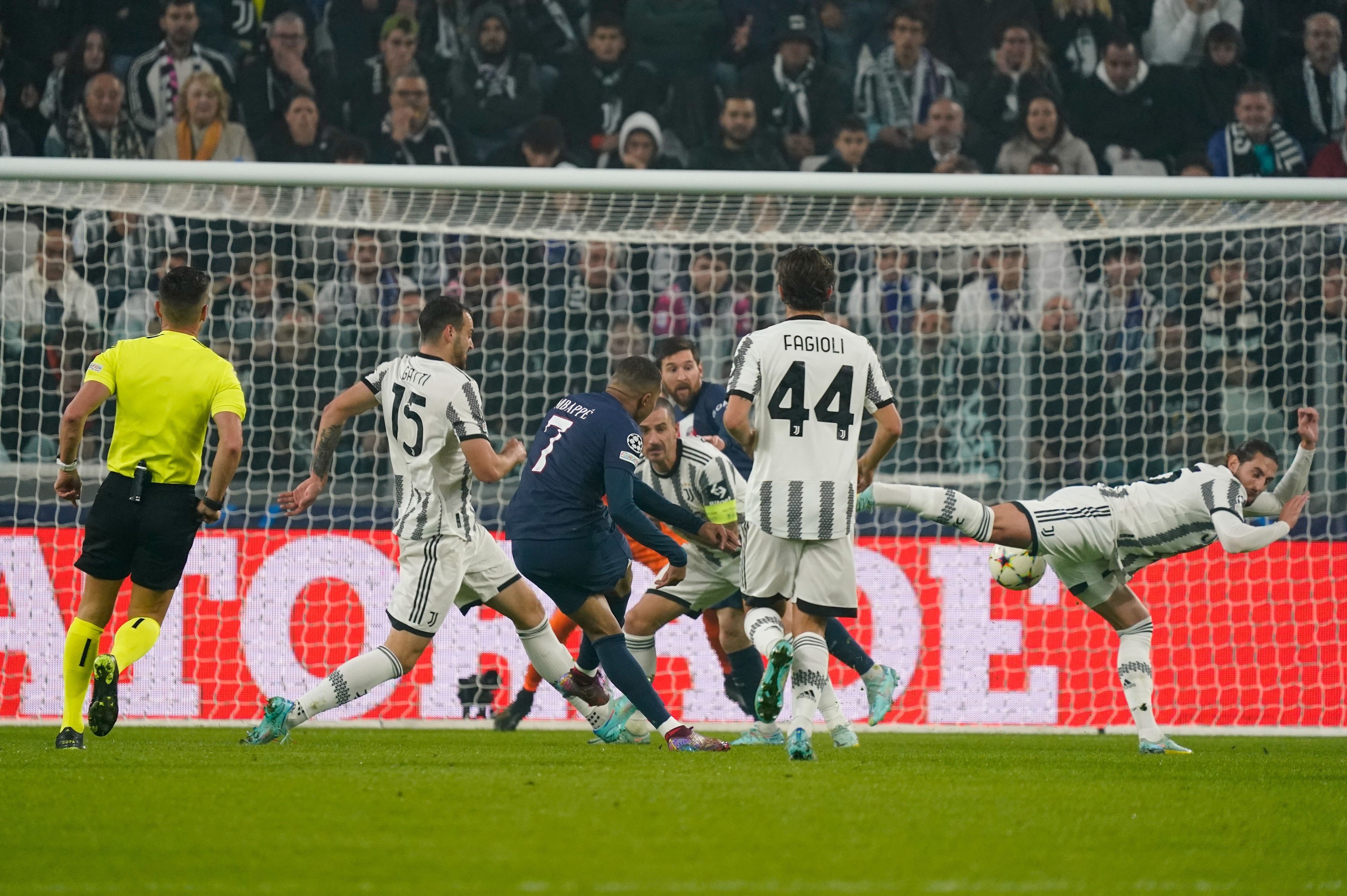 Juventus - PSG 1-2. Messi, Mbappe & Co se impun la limită și termină pe locul secund în grupă