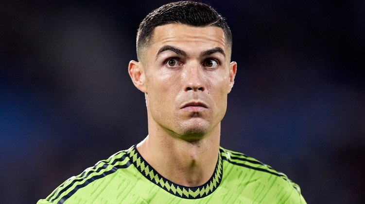 Cristiano Ronaldo este bolnav. A lipsit la ultimul antrenament și nu a făcut deplasarea la Londra