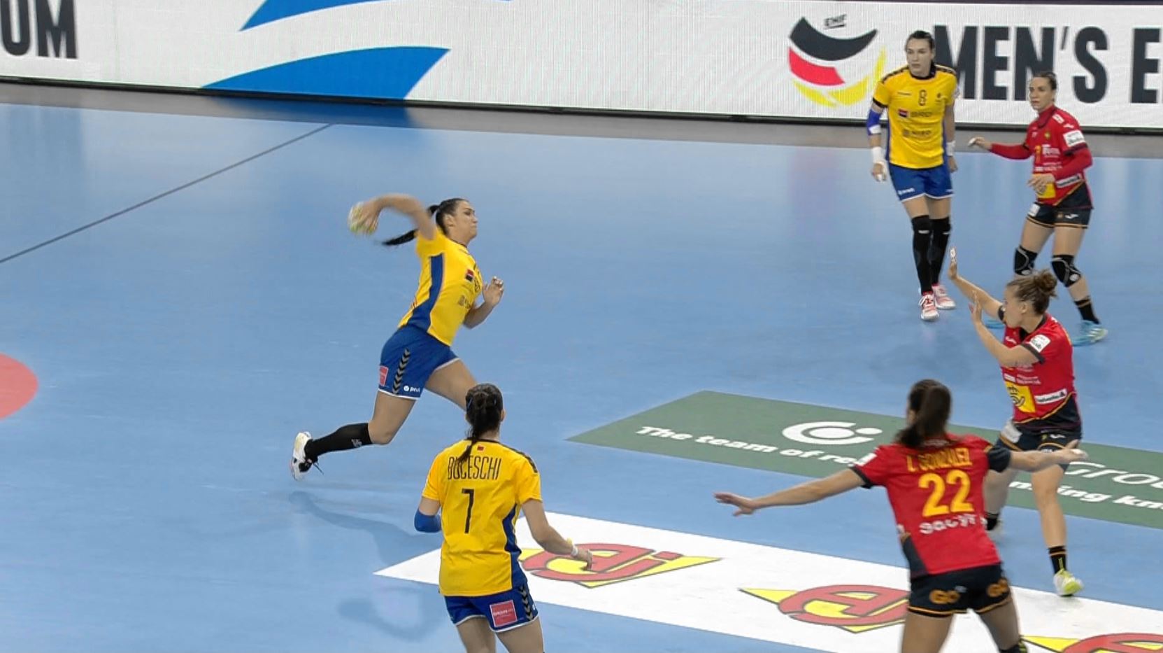 Bianca Bazaliu, cea mai puternică aruncare de la EHF EURO 2022! Viteza imprimată mingii de jucătoarea din România
