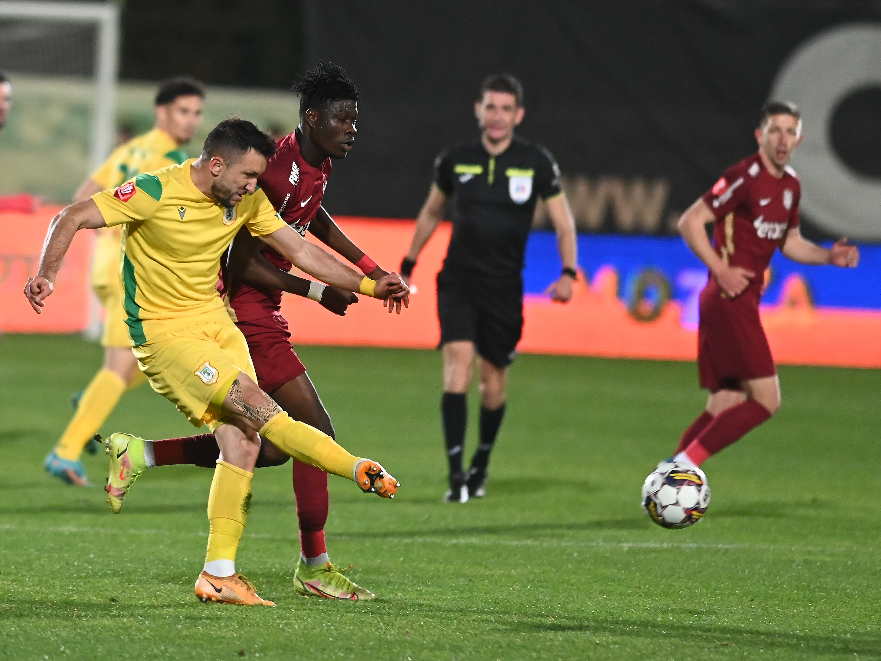 CS Mioveni - CFR Cluj 0-1. Ardelenii dau lovitura în final