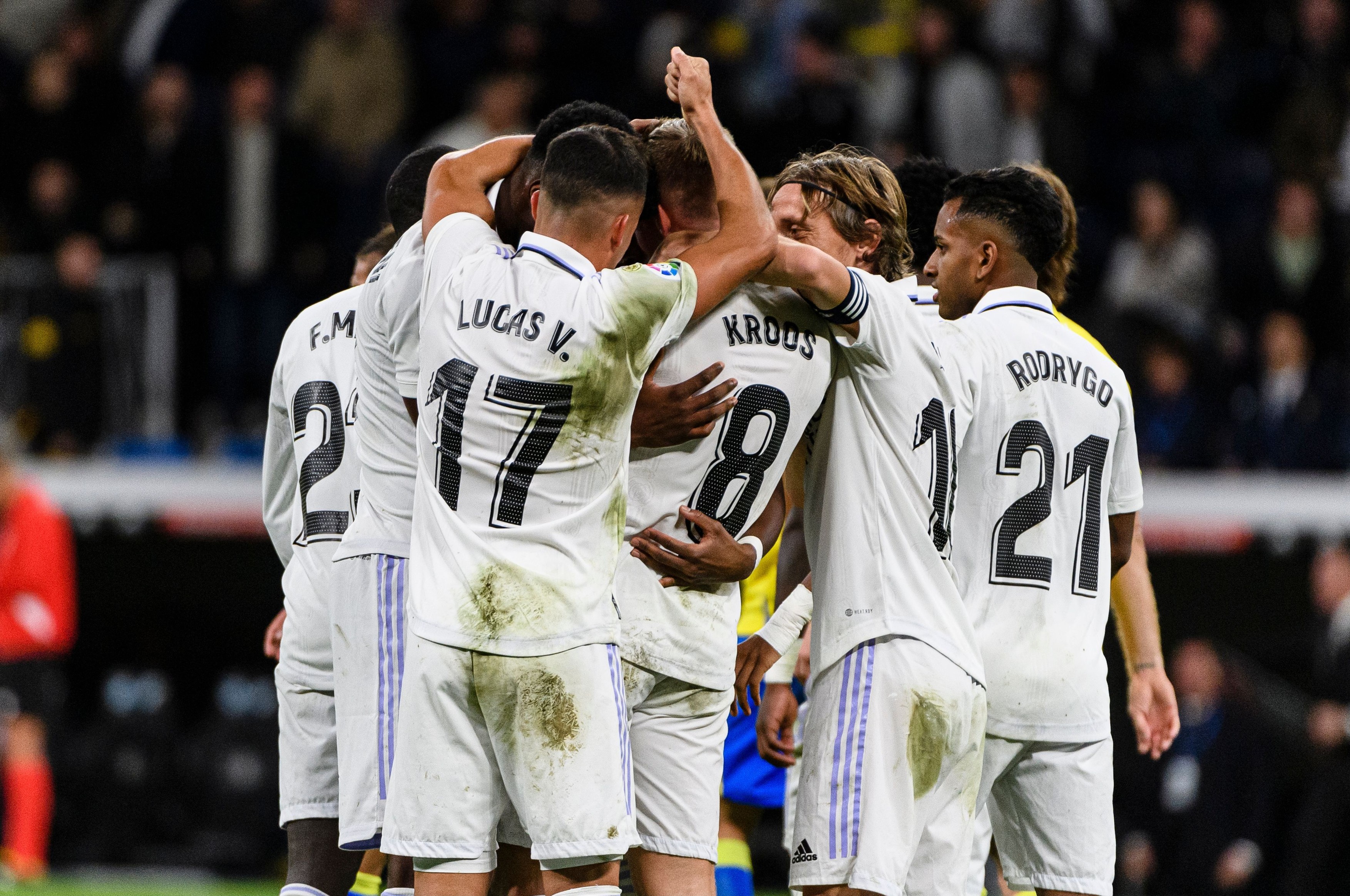 Manchester City vrea să transfere de la Real Madrid! Pe ce titular al "galacticilor" a pus ochii Guardiola