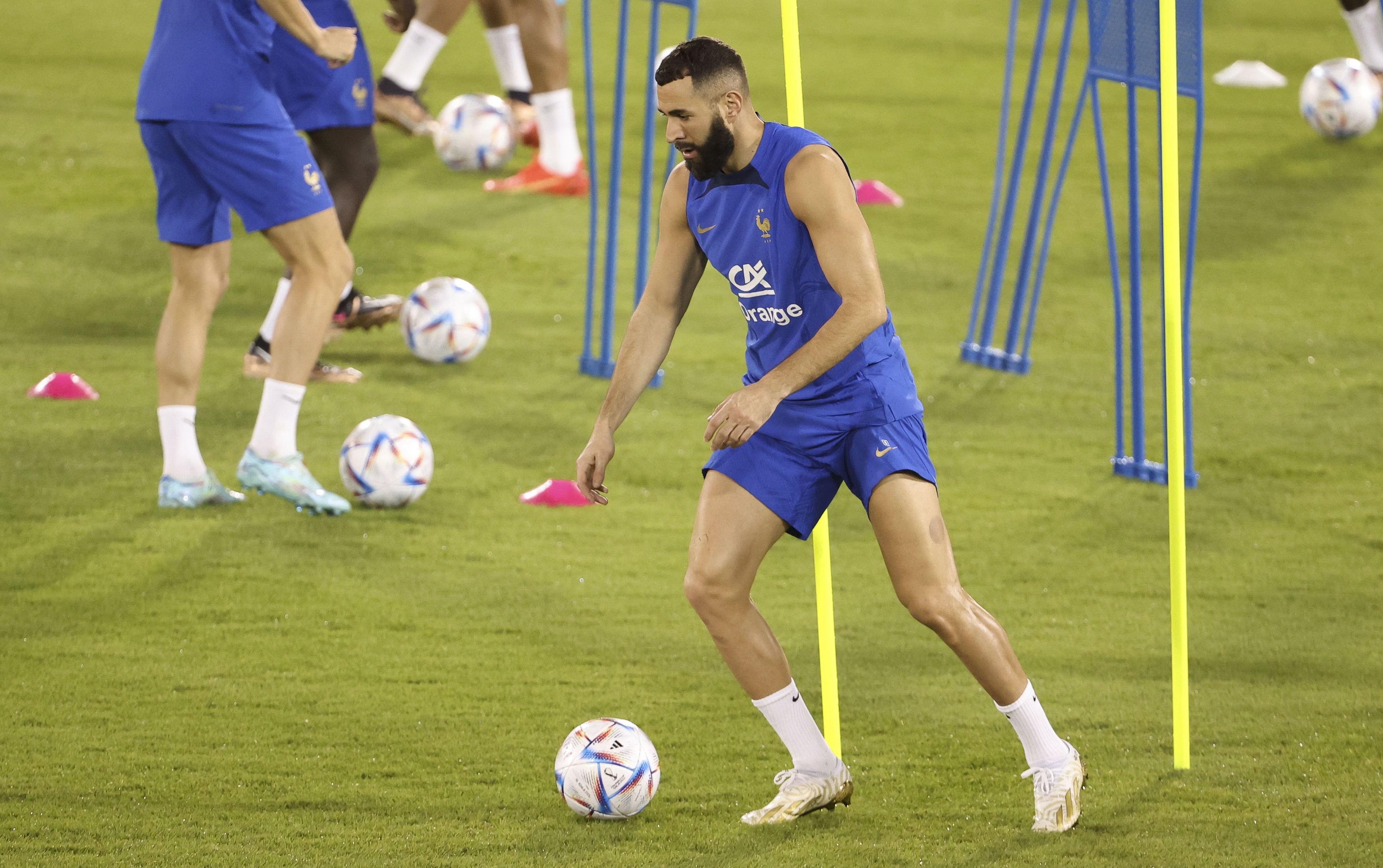 Deschamps a povestit cum s-a accidentat Benzema la antrenamentul Franței + Ce au arătat primele analize
