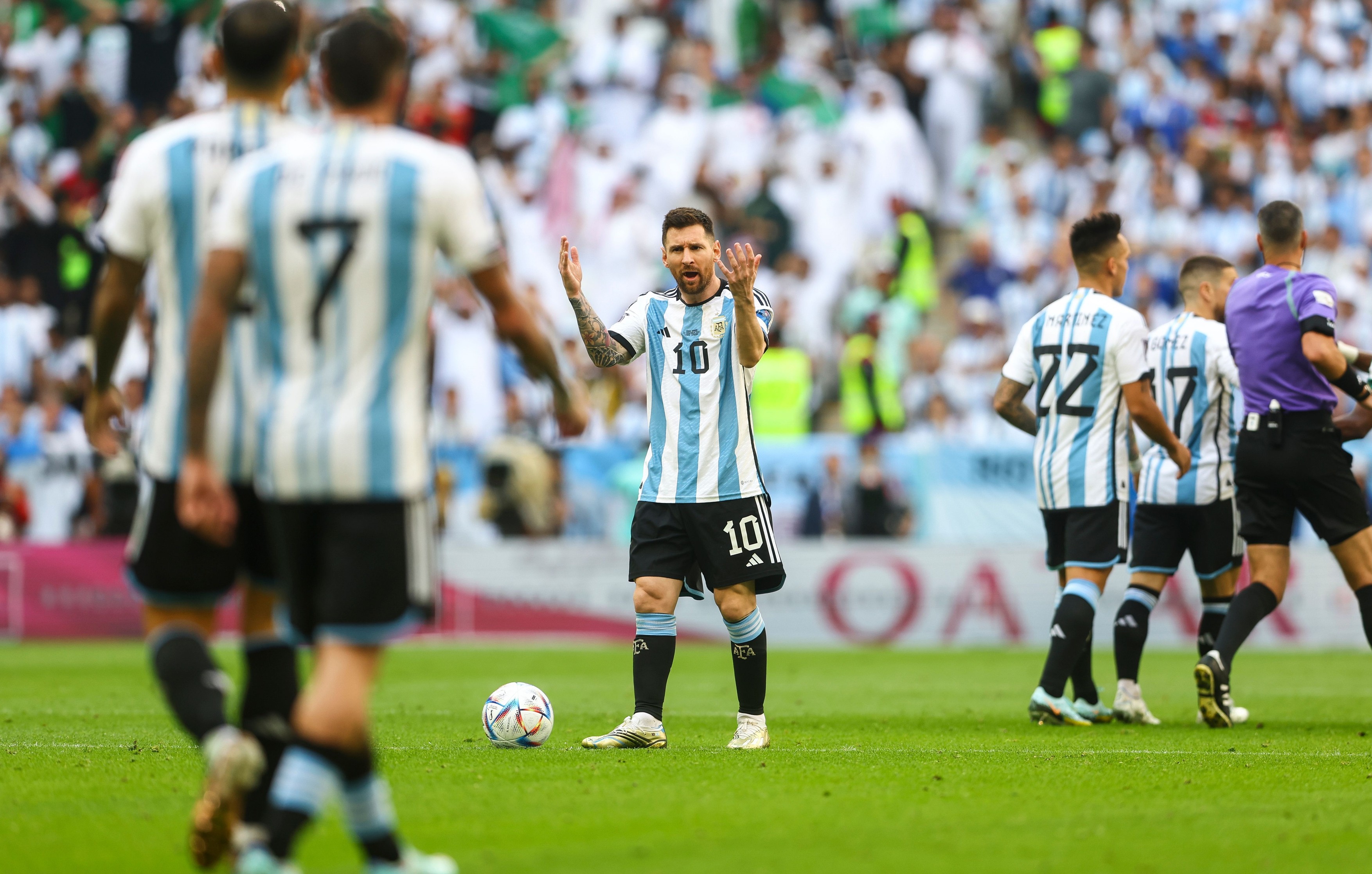 Ce a scris presa din Argentina după ce naționala lui Messi a pierdut împotriva Arabiei Saudite, la Cupa Mondială