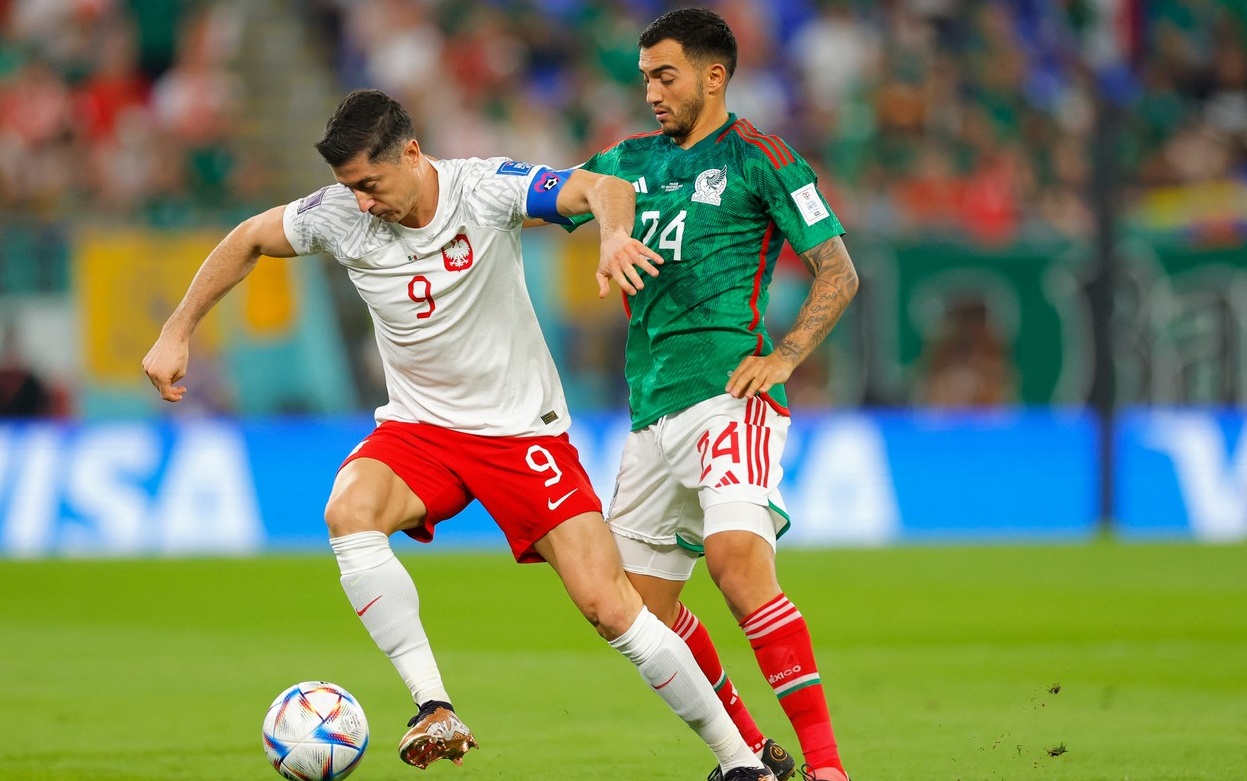 Mexic - Polonia 0-0, ACUM, în al doilea meci din Grupa C de la Cupa Mondială. Robert Lewandowski a ratat prima ocazie a meciului