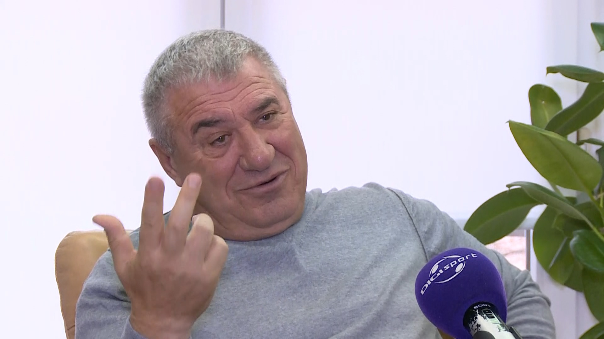 Victor Becali nu are dubii: ”Nu cred că există unul mai original în fotbalul românesc”