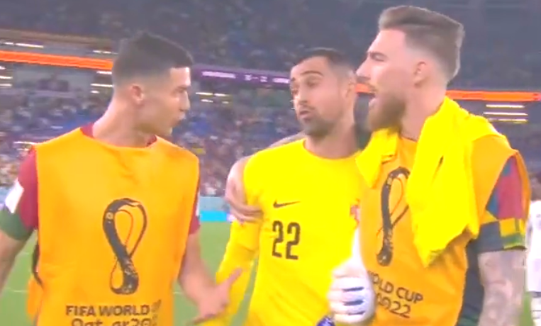 Ce nu s-a văzut la TV! Cristiano Ronaldo s-a dus ”glonț” la colegul care era să ”îngroape” Portugalia. Dialogul celor doi