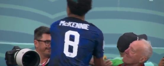 Weston McKennie nu a avut prosop și a improvizat în Anglia - SUA! Reacția ”victimei”