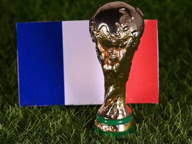 La Francia ha spezzato la “maledizione” dei campioni del mondo senza titolo!  “Cocoșul Galic” ha concluso l’incredibile striscia di 12 anni