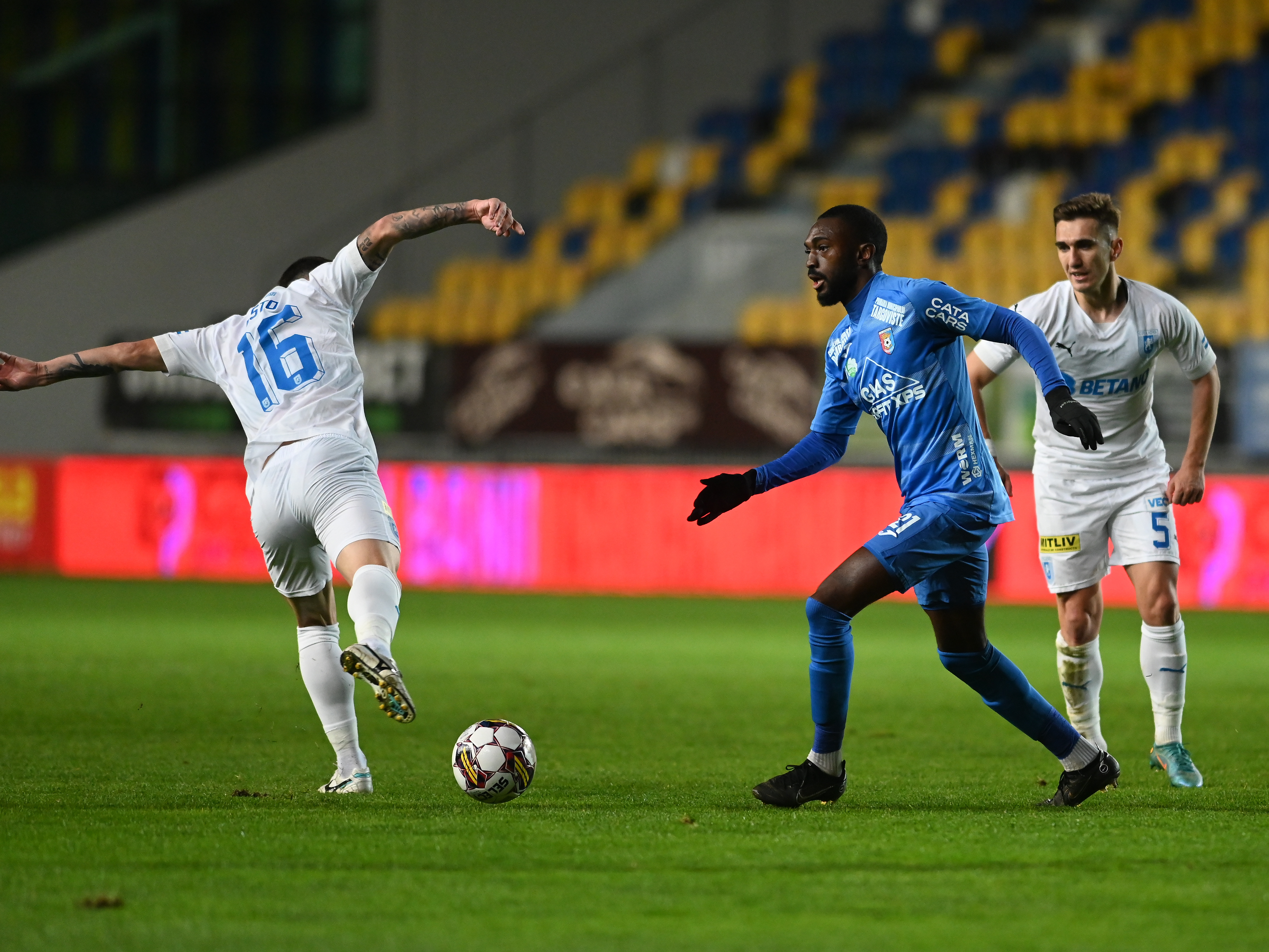 Chindia - Universitatea Craiova 0-1, ACUM, pe Digi Sport 1. Echilibru în repriza secundă