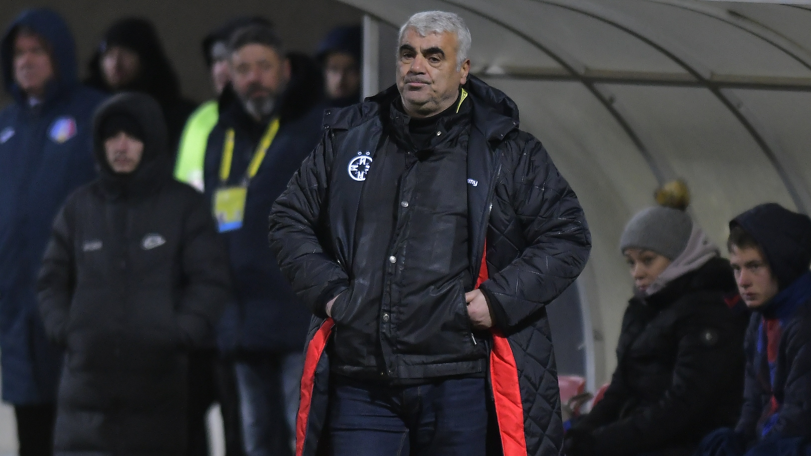 FCSB nu e singura echipă din Liga 1 care și-a lăsat antrenorul acasă, înainte de cantonament