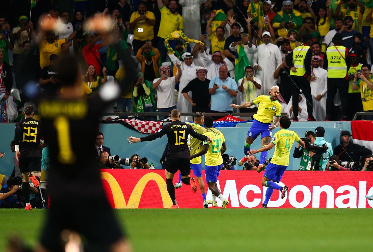 Neymar a scris istorie la Cupa Mondială! Decarul Braziliei i-a egalat recordul legendarului Pele