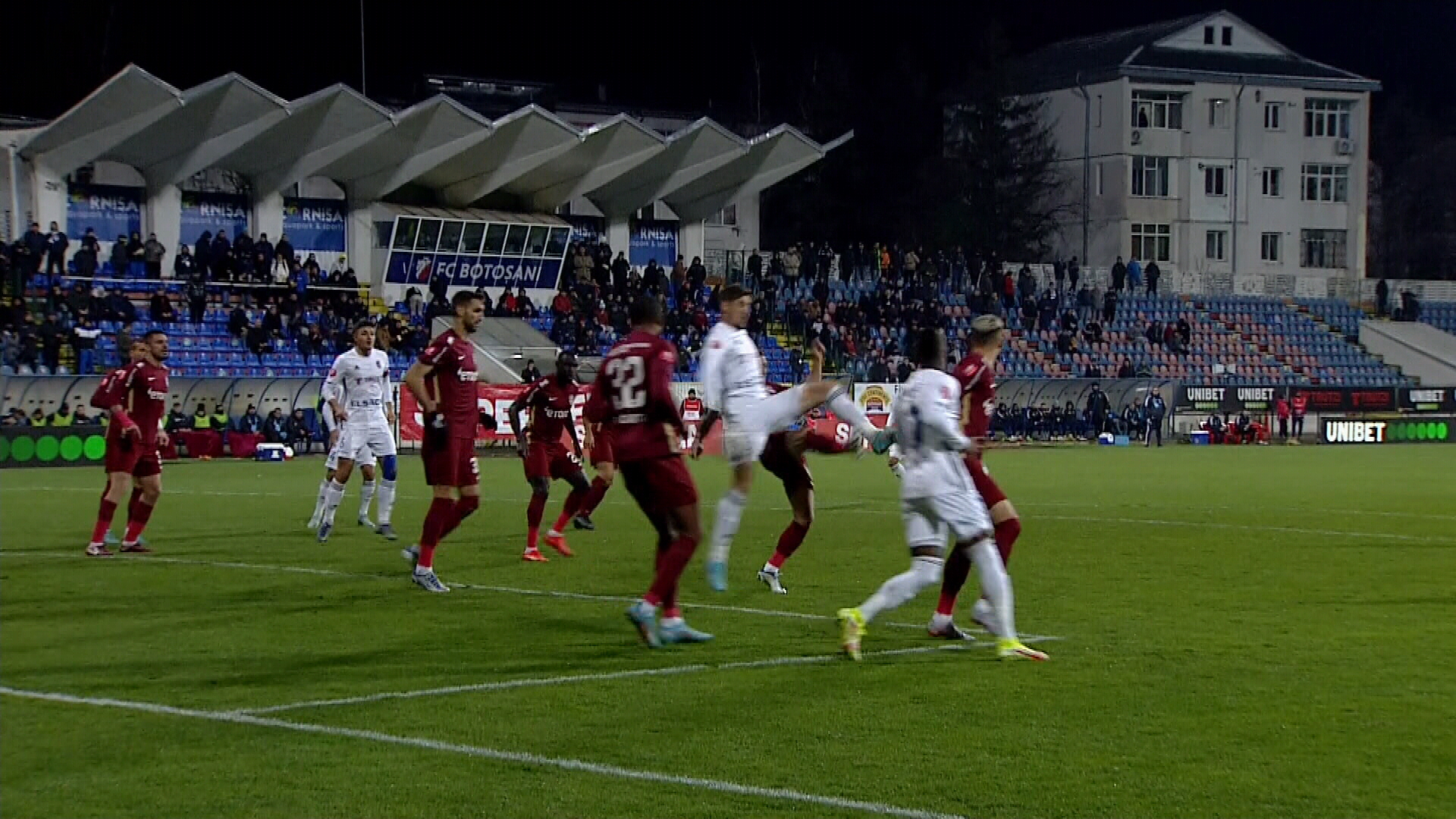 FC Botoșani - CFR Cluj 0-1, ACUM, pe Digi Sport 1. Ardelenii deschid scorul