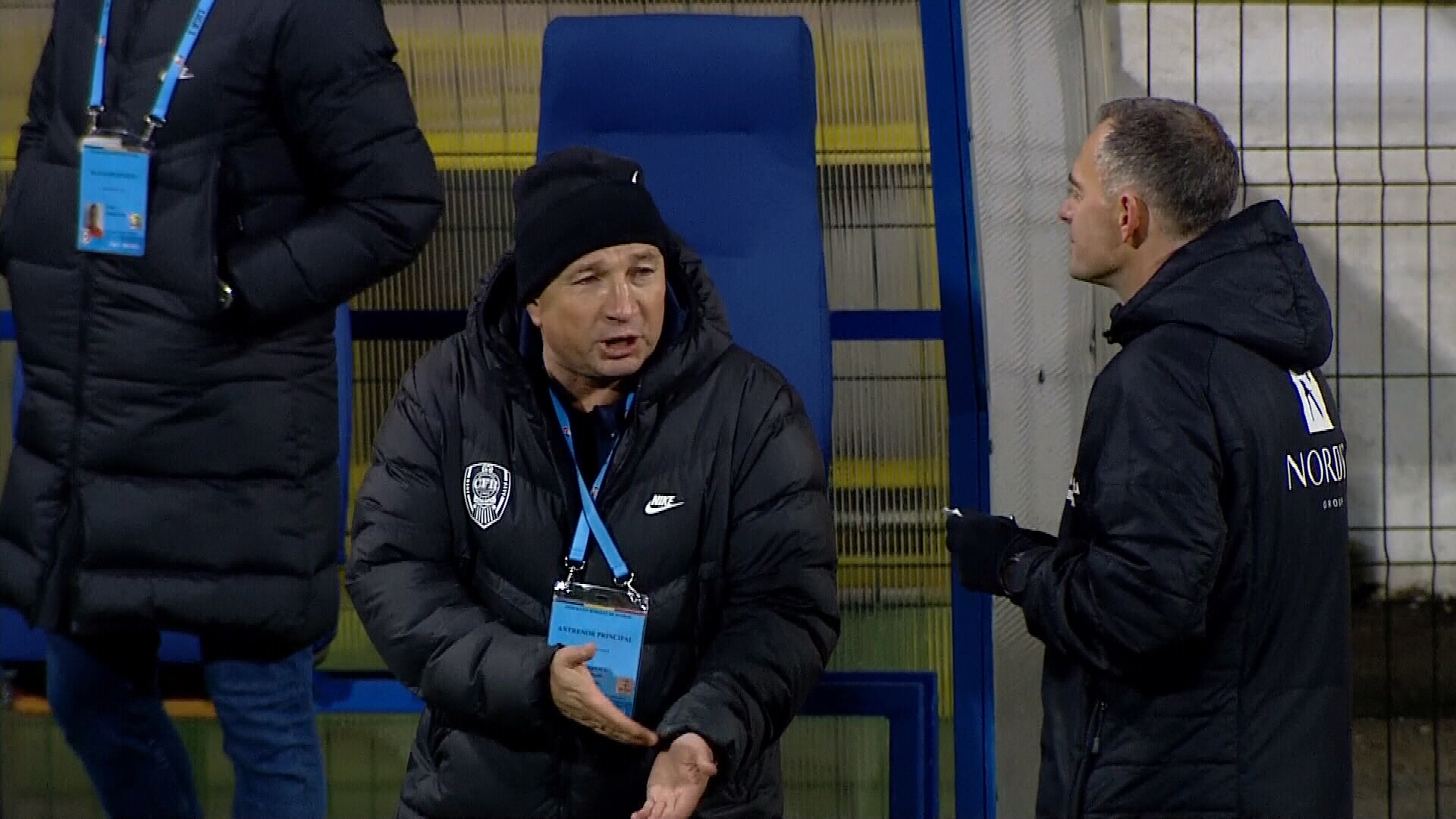 Dan Petrescu a acuzat arbitrajul după 1-1 cu FC Botoșani: ”Aut foarte clar! Nu înțeleg”