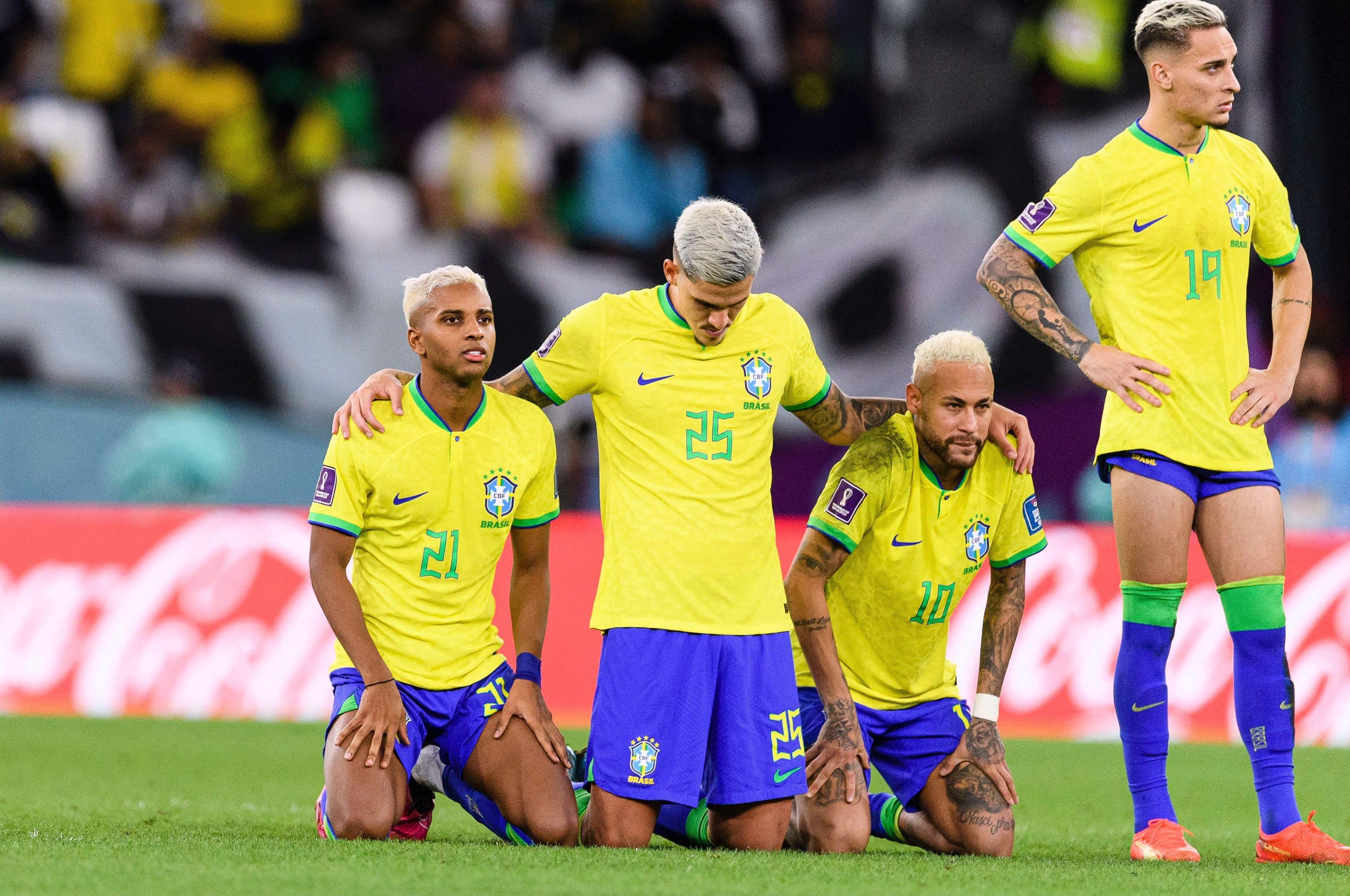 Nu părul te face să pierzi Cupa, dar reflectă o anumită atitudine. Continuă criticile pentru Neymar&co