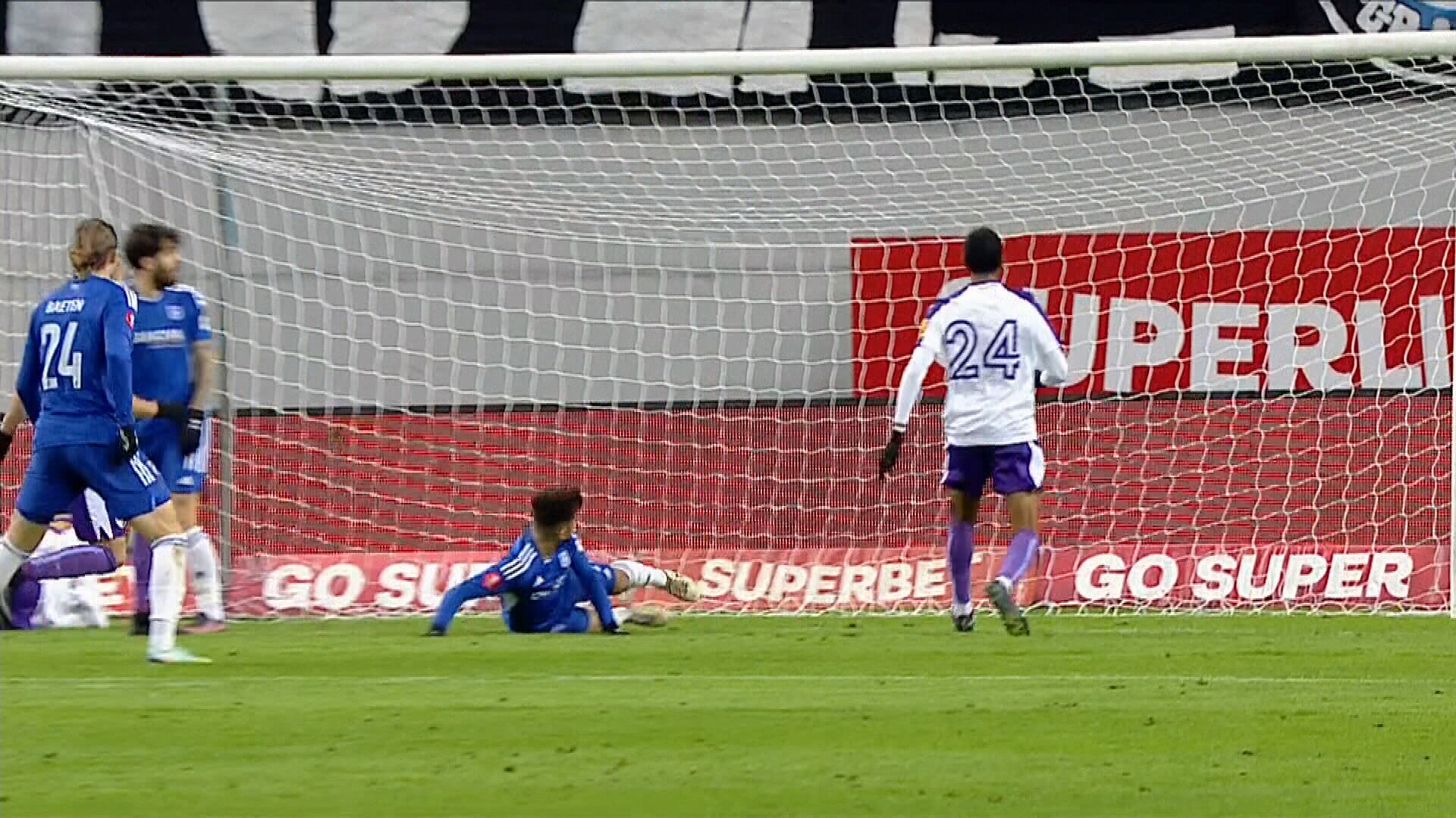 U Craiova 1948 - FC Argeș 1-0. Marius Croitoru pierde în fața fostei sale echipe