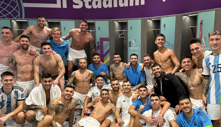 Singurul fotbalist care a lipsit de la poza de grup din vestiarul Argentinei, după calificarea în finală