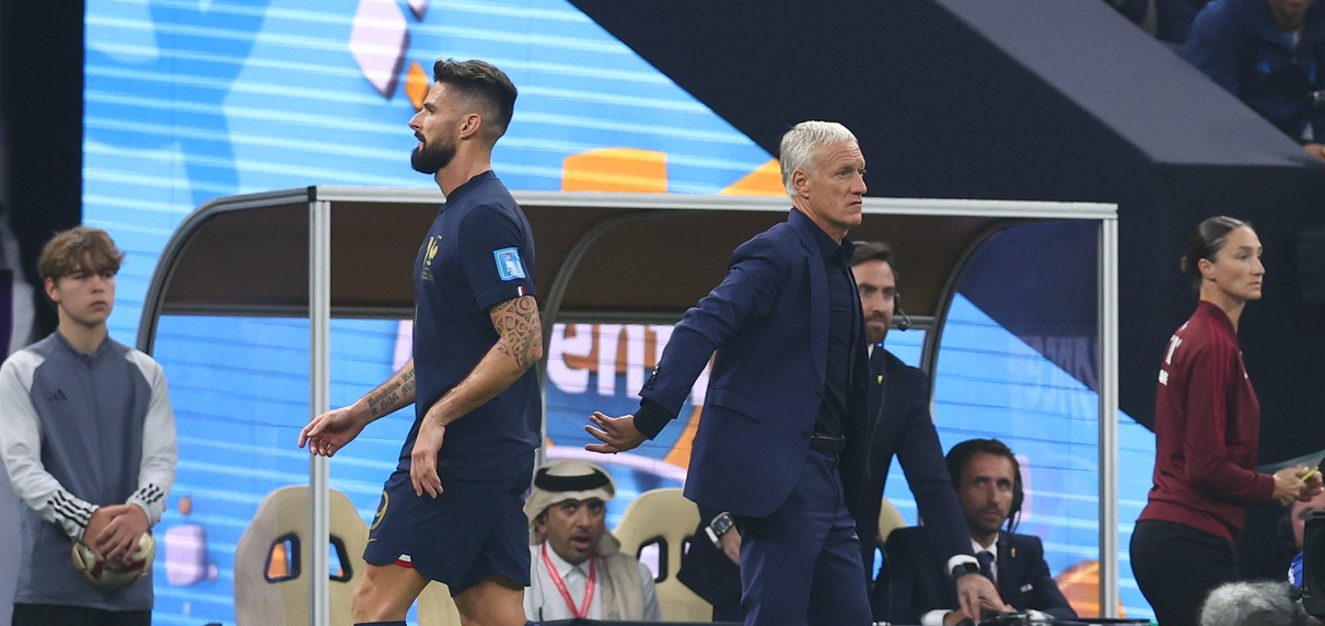 Ilie Dumitrescu l-a văzut pe Didier Deschamps și a devenit ”imun” la practicile lui Gigi Becali: ”Să facă spectacol!”
