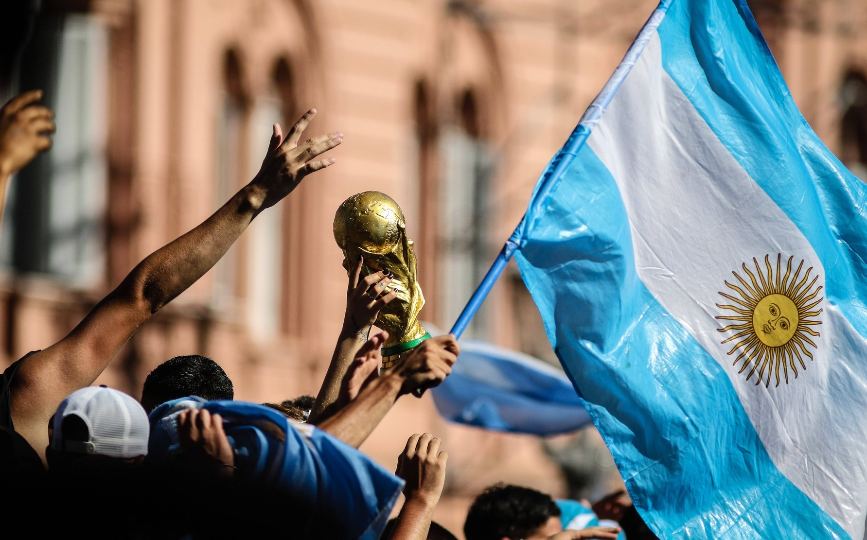Show-ul continuă! Argentinienii au răspuns tot cu o petiție, după ce 200.000 de francezi au cerut rejucarea finalei