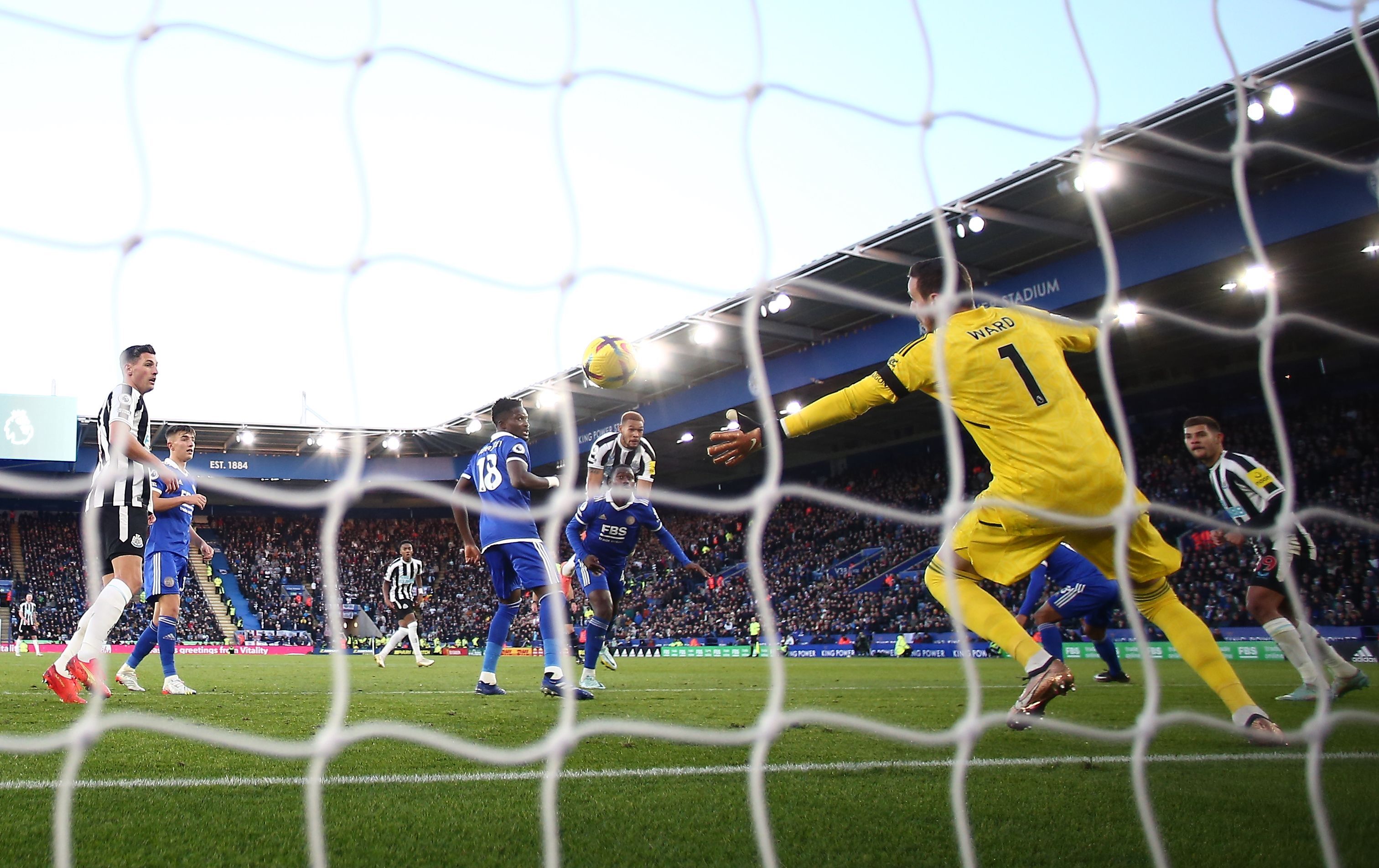 Leicester - Newcastle 0-3. Coțofenele s-au impus fără drept de apel și au urcat pe locul 2 în Premier League