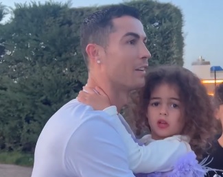 Cum a fost surprins Ronaldo după ce a văzut cadoul de aproximativ 350.000 de euro primit de la Georgina